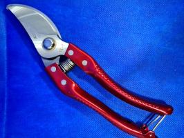 Секатор 210мм цельнокованный X-PERT    XTS-0153